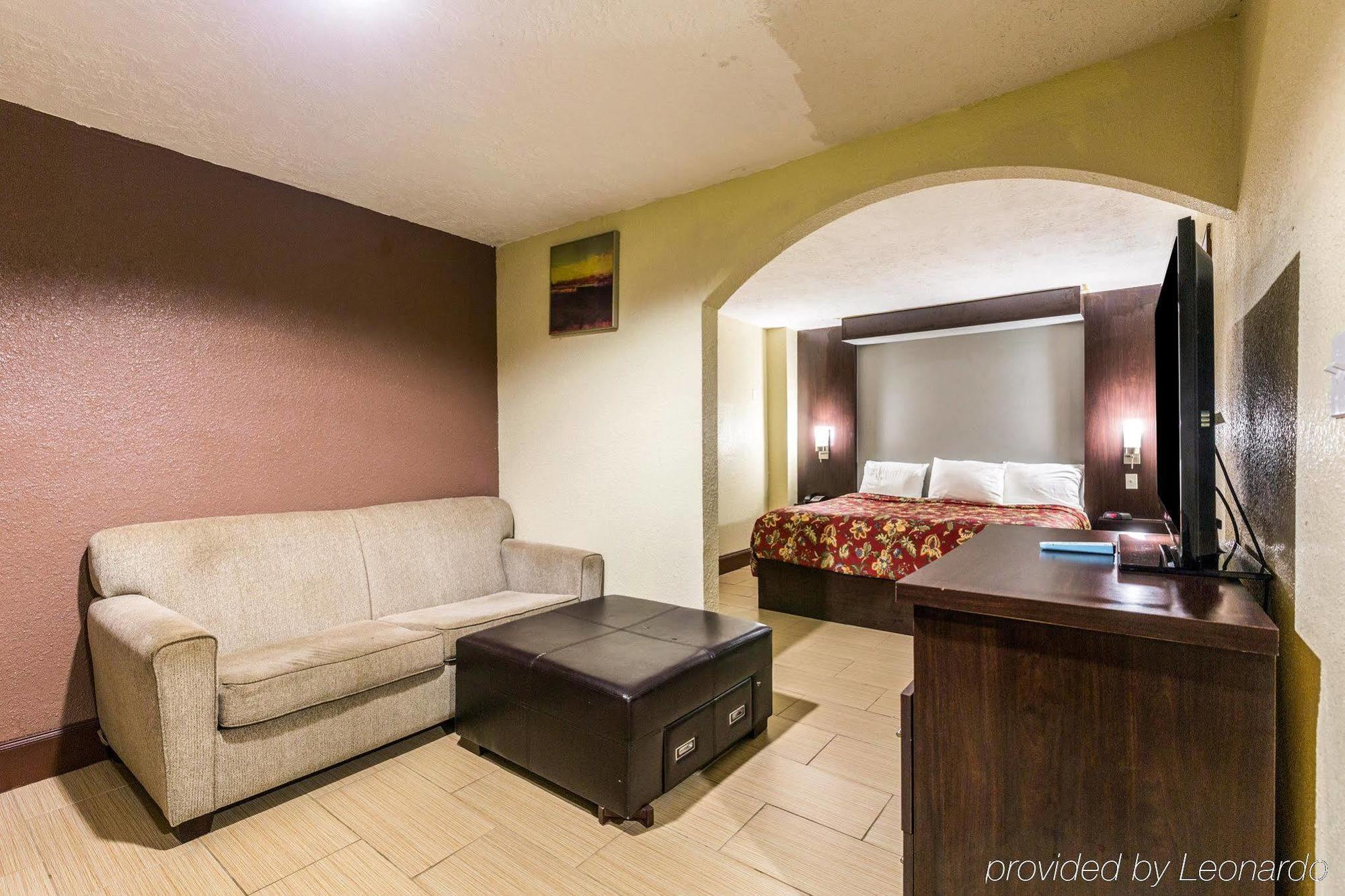 Rodeway Inn & Suites Houston Near Medical Center Exterior foto